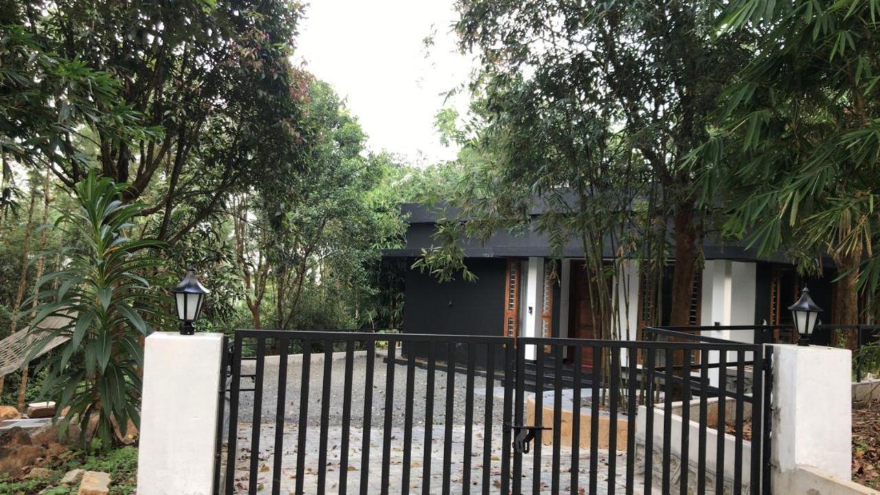 Hotel Sattva-The Awakening Garden Kakkadampoyil Exterior foto
